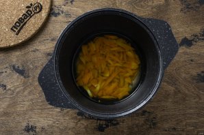 Апельсиновое варенье с орехами