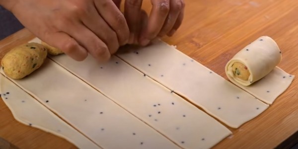 В Макдональдс больше не хожу: готовлю сама дешевле и вкуснее. Картофельные роллы по-домашнему