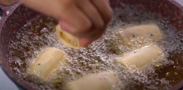 В Макдональдс больше не хожу: готовлю сама дешевле и вкуснее. Картофельные роллы по-домашнему