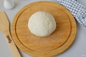 Лепешки с чесноком и сыром