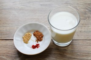 Кефир с корицей и красным перцем