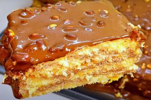 Он подойдёт для любого случая. Вкусный торт с какао-кремом и шоколадной глазурью: отличный десерт для праздника