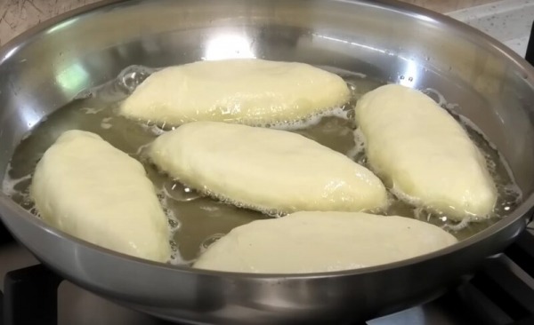 Пирожки с картошкой на творожном тесте. Рецепт просто «сказка» — быстро и вкусно