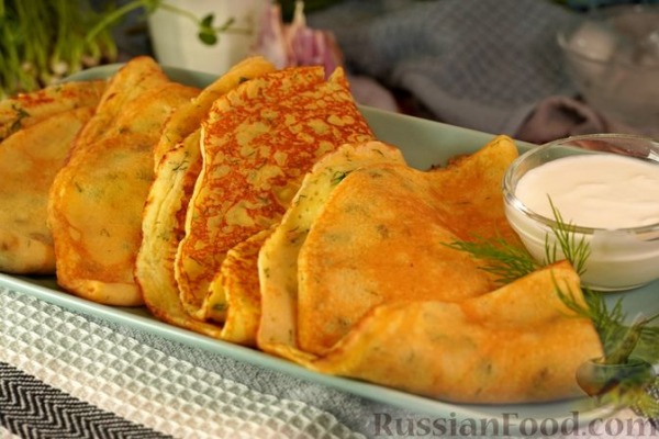 Тонкие картофельные блины с зеленью