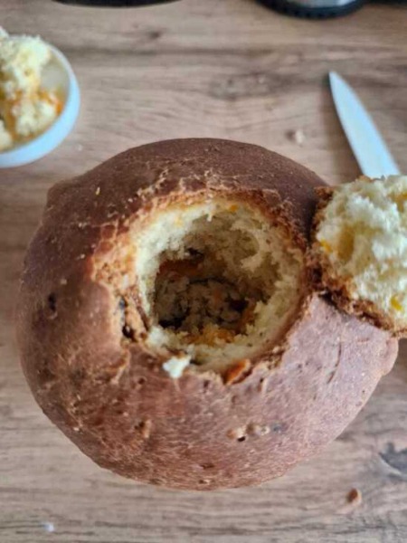 Сливочный кулич с начинкой