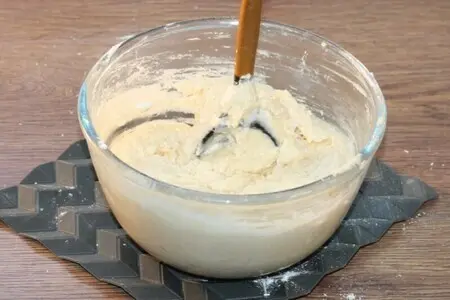 Ванильный кекс с малиновой пропиткой