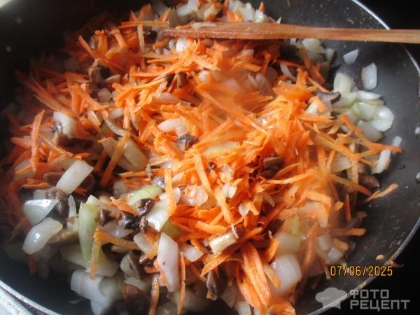 Рецепт: Гречка по-купечески - с грибами и фаршем