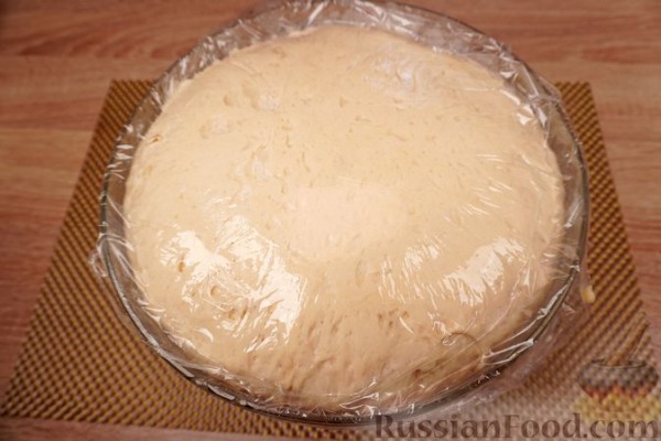 Самса с сыром и зеленью