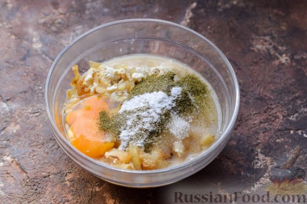 Творожный хлеб с жареным луком