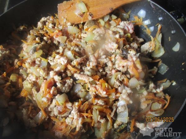 Рецепт: Гречка по-купечески - с грибами и фаршем
