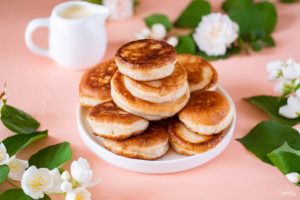 Пышные дрожжевые оладьи