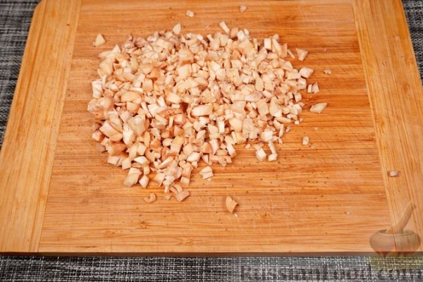 Фаршированные грибы с беконом и сладким перцем