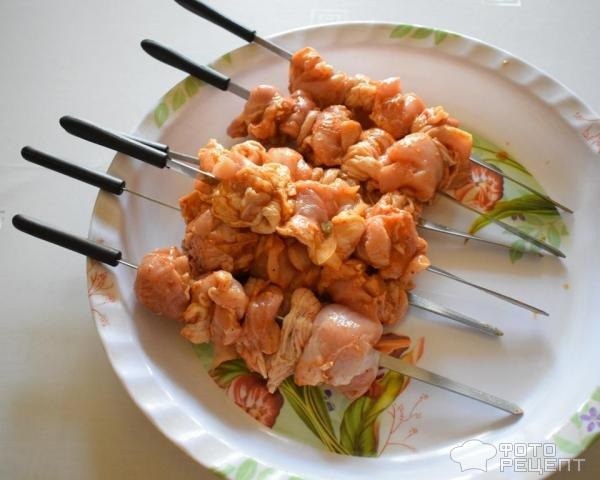 Рецепт: Шашлык в электрошашлычнице - из куриных окорочков в виноградном уксусе