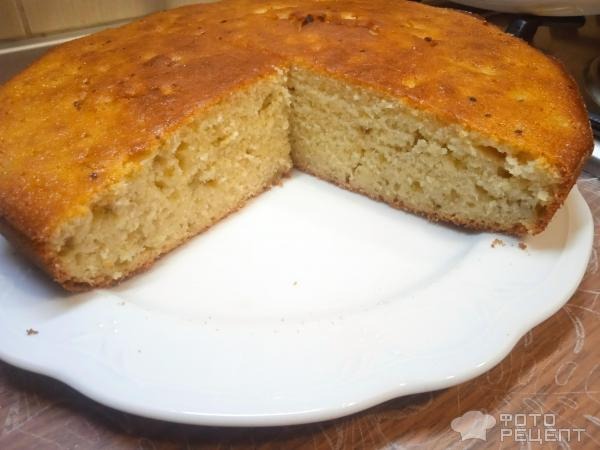 Рецепт: Сезонный пирог из ревеня - в стиле манника, вкусно по домашнему