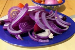 Маринованный лук к шашлыку