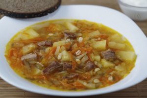 Рассольник с перловкой — классический рецепт