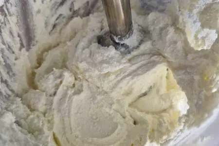 Творожные яйца с начинкой