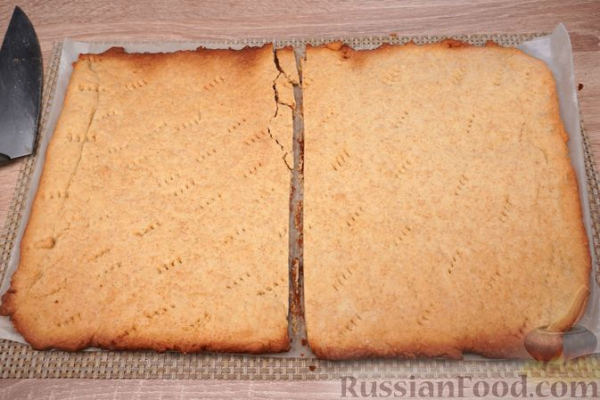 Песочный пирог с абрикосовым джемом