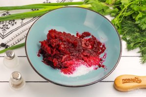 Холодник с колбасой