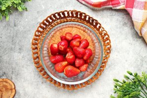 Диетический десерт из клубники