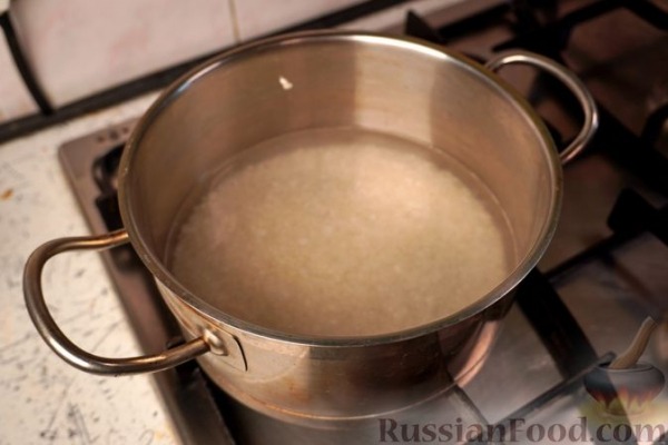 Фаршированный перец с мясом, рисом и овощами (в духовке)