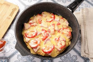 Быстрая пицца на сковороде