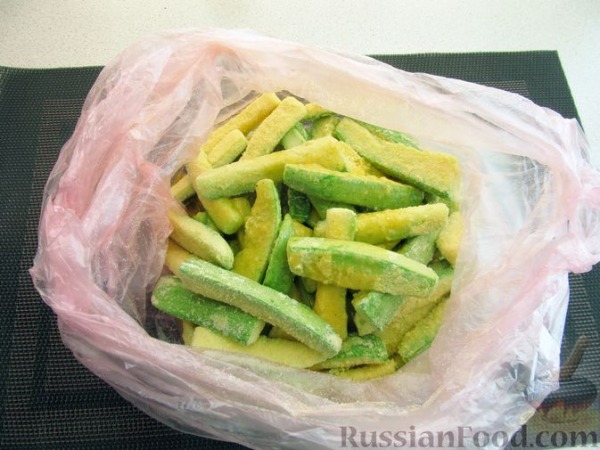 Запечённые кабачки в сырной панировке