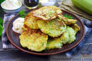 Оладьи из кабачков, с луком