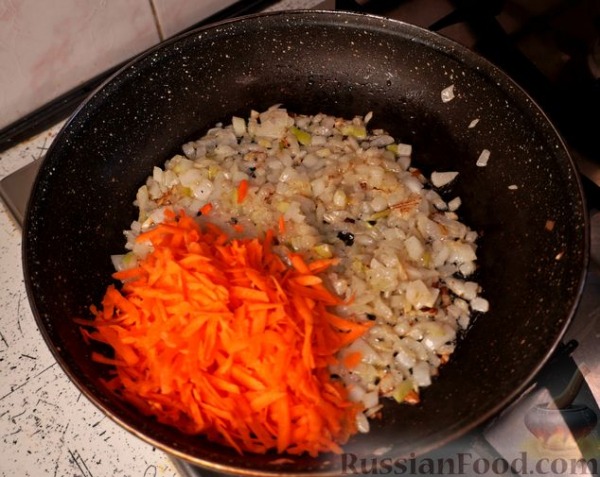 Фаршированный перец с мясом, рисом и овощами (в духовке)