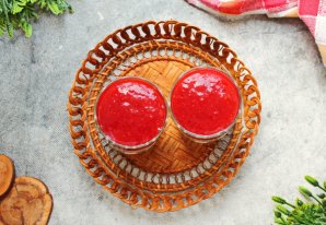 Диетический десерт из клубники