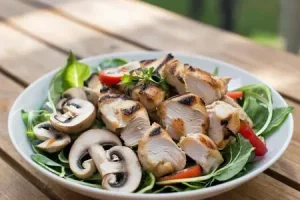 Салат шампиньоны с курицей