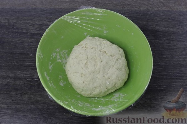Хычины с сыром и зеленью