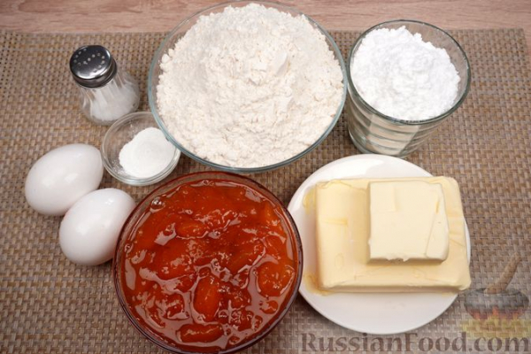 Песочный пирог с абрикосовым джемом