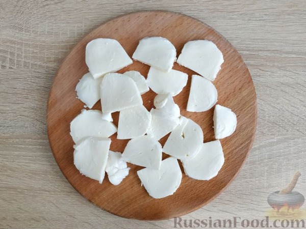 "Гармошки" из кабачков с помидорами и сыром, в духовке
