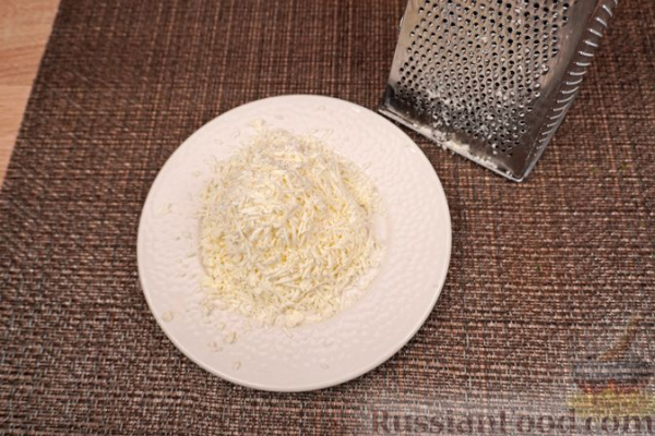 Жареные помидоры с брынзой и чесноком