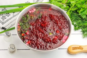 Холодник с колбасой