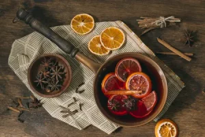 Компот из сухофрктов и гвоздики