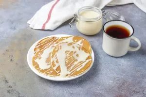 Оладьи со сгущенкой